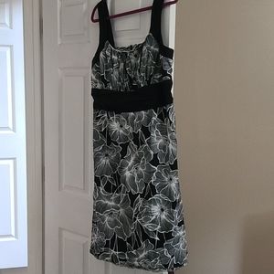 Dressbarn cute summer dress